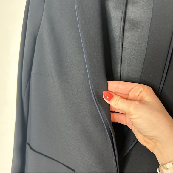 Vince Black Single Button Blazer Size 4 Navy Detail - Picture 6 of 8